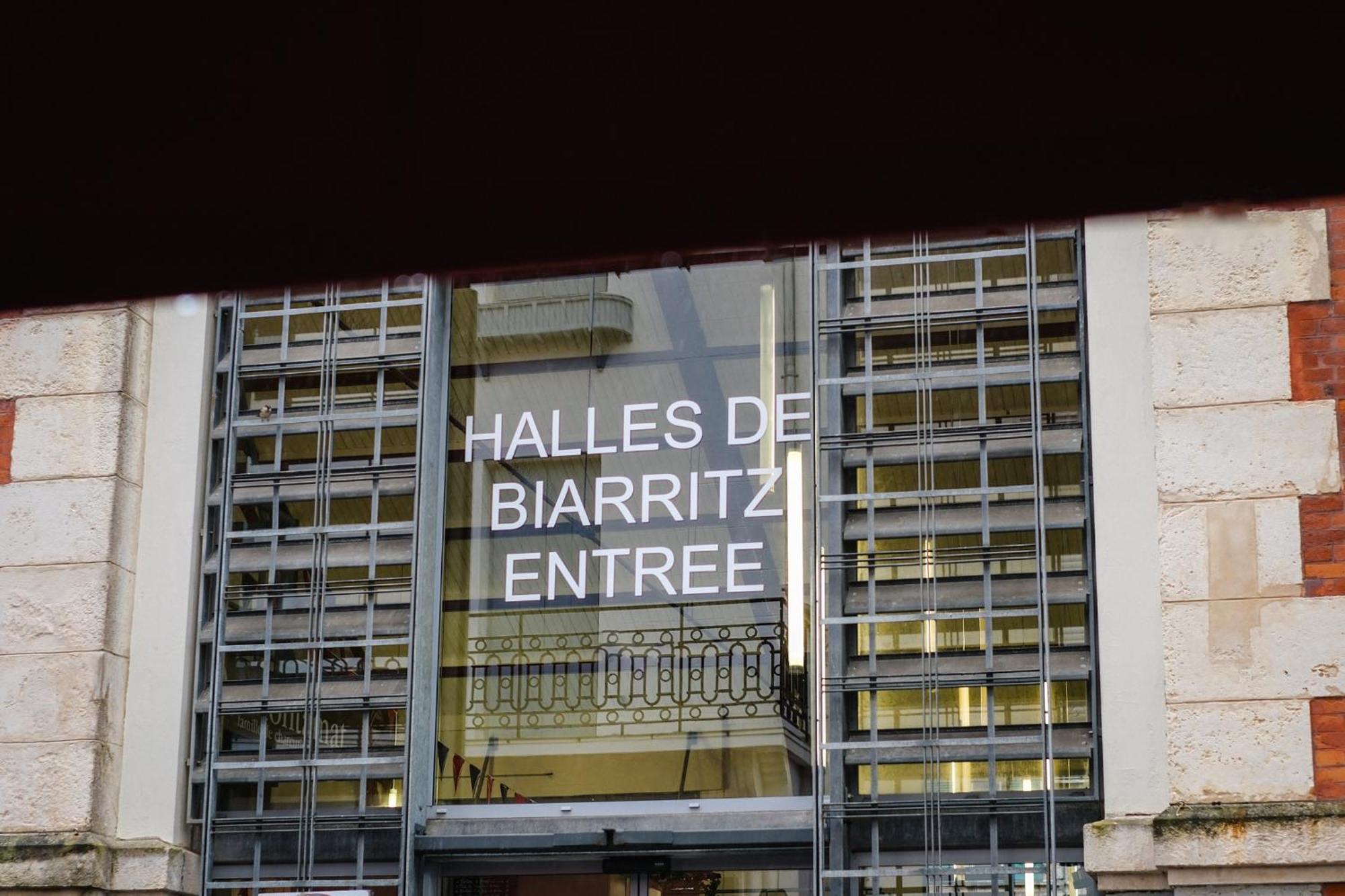 Alfred Hotels Les Halles - Ex Hotel Anjou Biarritz Exterior photo
